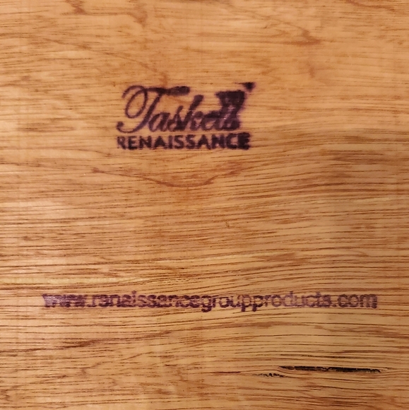 Taskets Renaissance Heart Shaped Basket - Picture 3 of 6